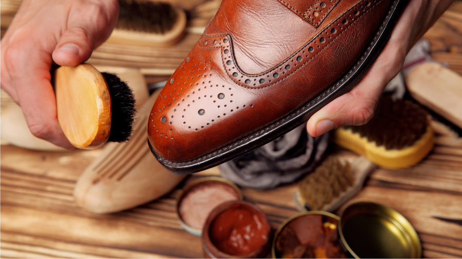 All the supplies needed for shining, conditioning, protecting, and  polishing shoes and your other favorite leather things are at Shoeshine Express. All the best products, tools, and equipment from buffing to preserving to get professional quality at home