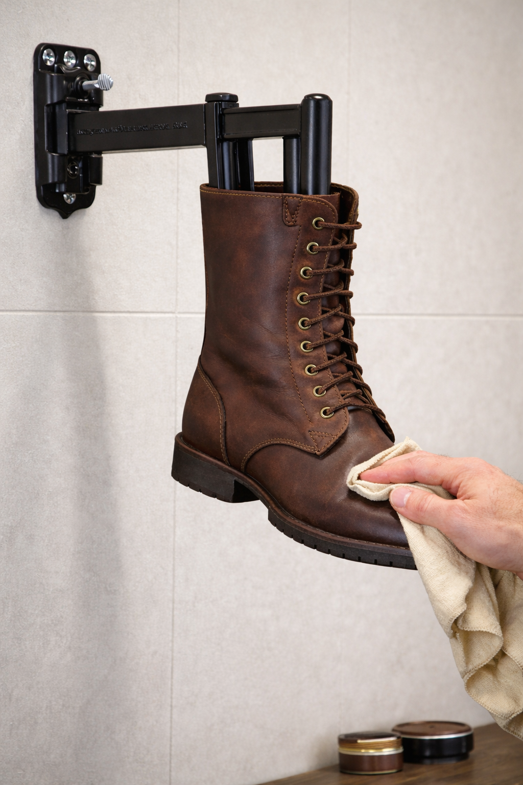 Heavy Duty Shoe & Boot Holder – Professional Shoe Shine Stand Accessory